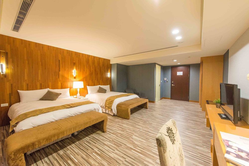 Royal Rose Hotel Xinsheng Taipei Esterno foto